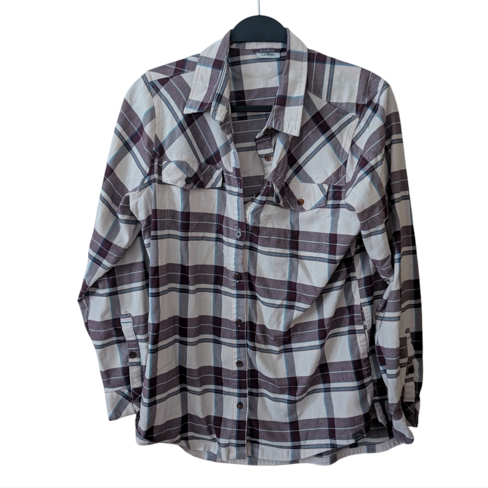 L.L. Bean Flannel Plaid Button Down Shirt Side Pockets Size Medium